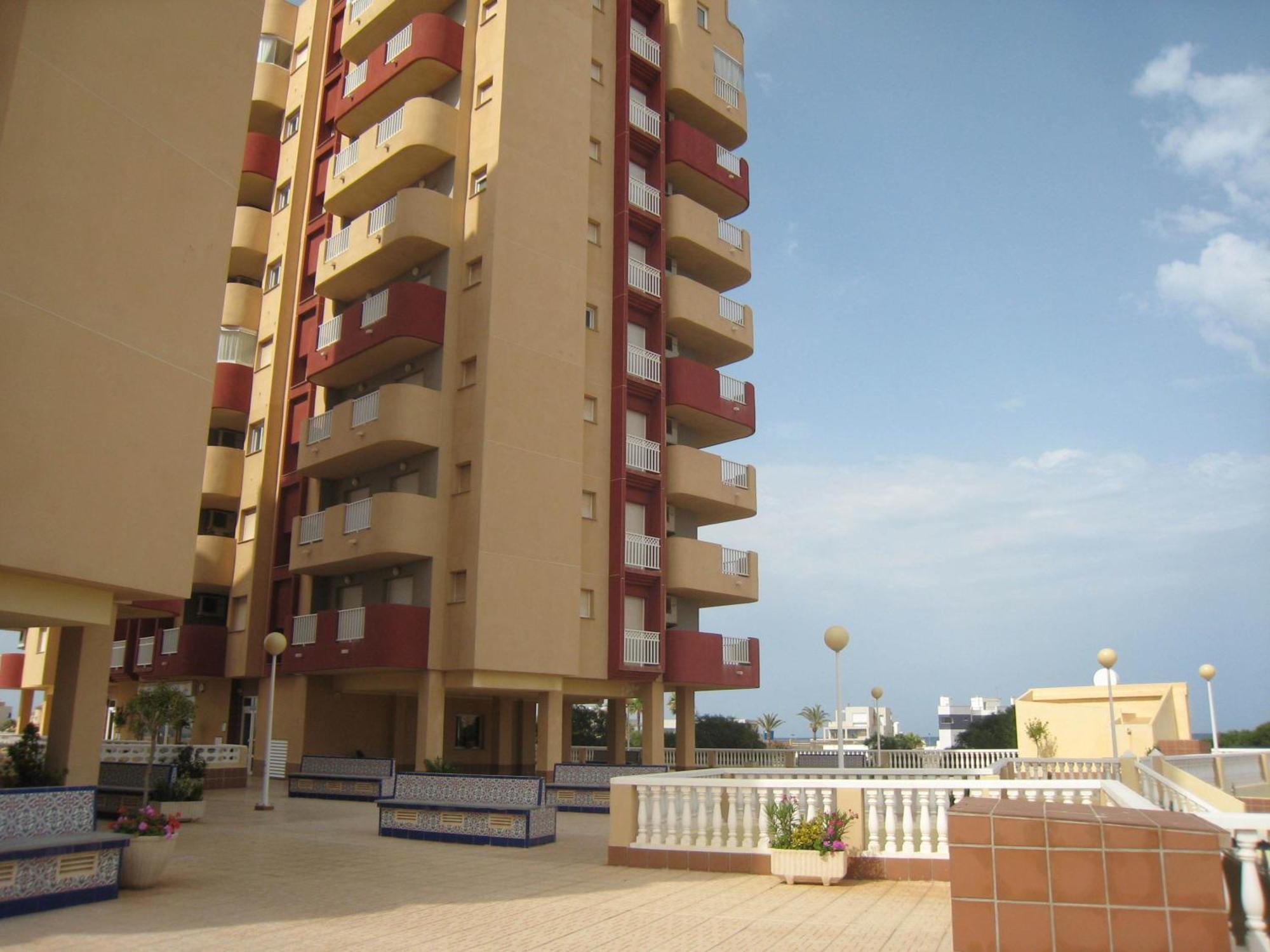 Apartamentos Turisticos Puerto Tomas Maestre La Manga Eksteriør billede