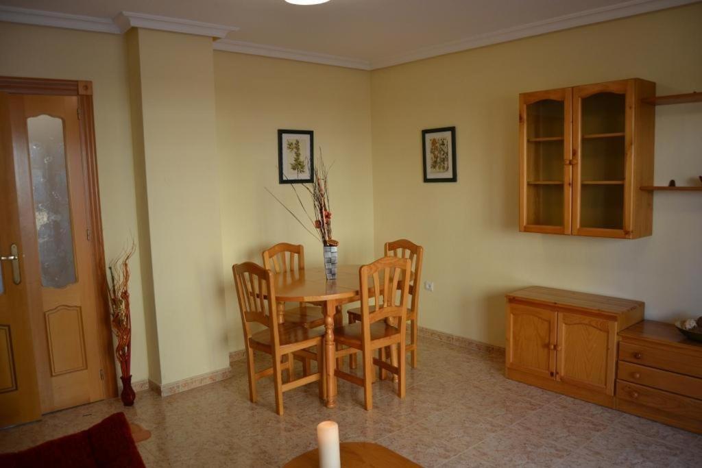 Apartamentos Turisticos Puerto Tomas Maestre La Manga Eksteriør billede