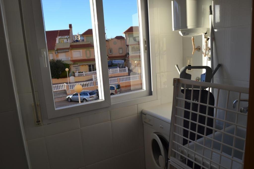 Apartamentos Turisticos Puerto Tomas Maestre La Manga Værelse billede
