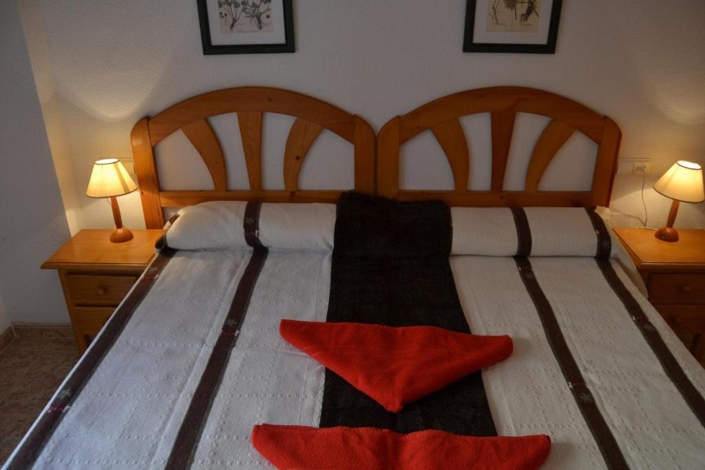 Apartamentos Turisticos Puerto Tomas Maestre La Manga Værelse billede